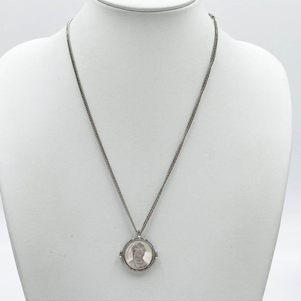 LOUIS VUITTON Silver Necklace - Picture 3 of 4